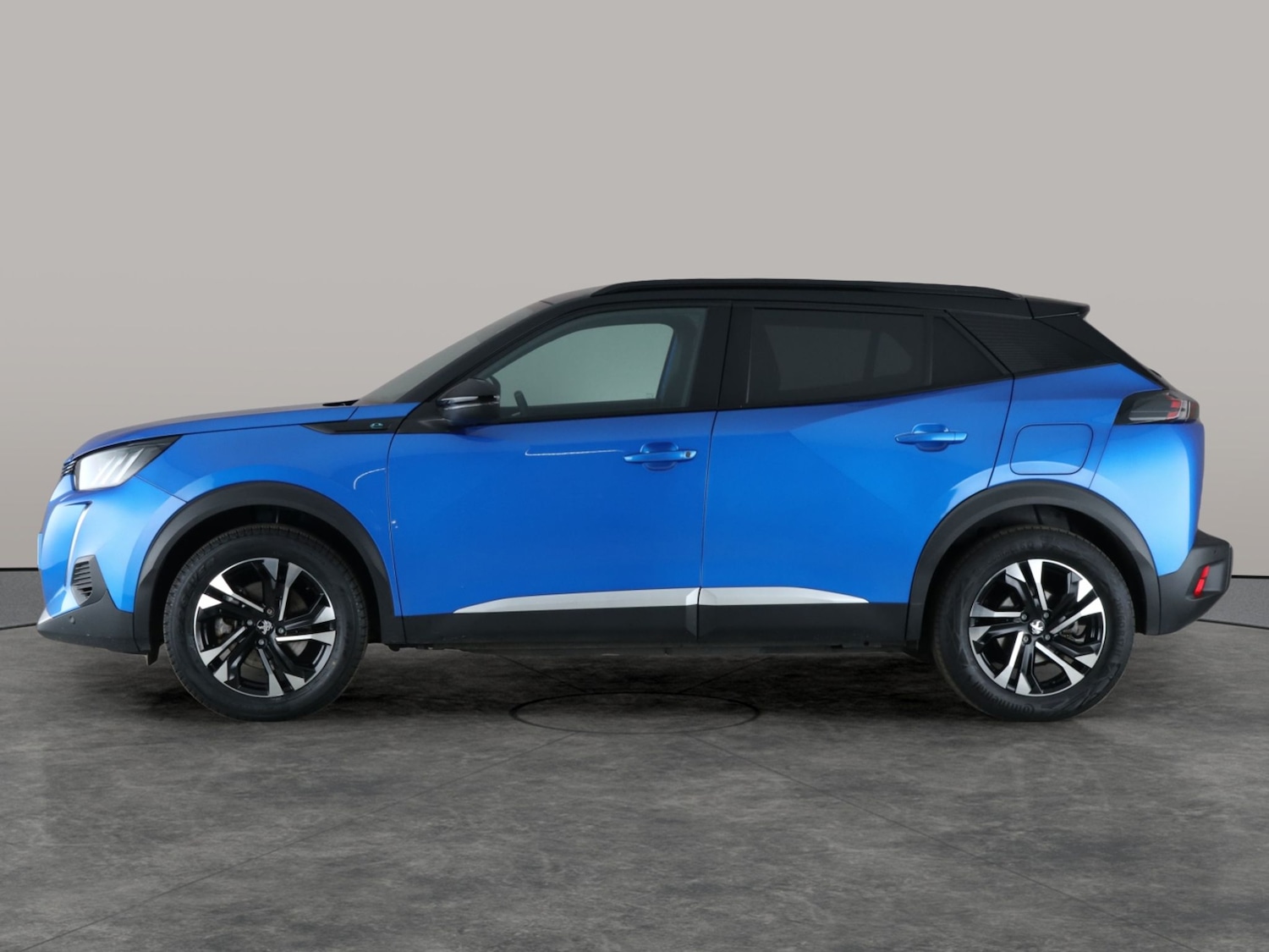 Used Peugeot E-2008 2024 for sale - 76362432: Photo 17