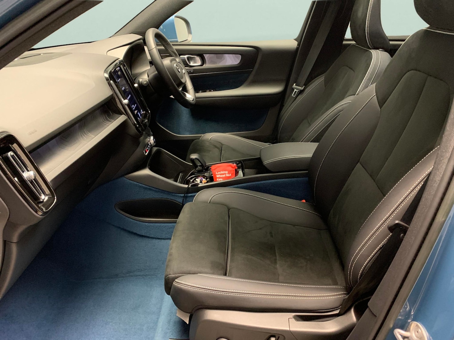 Used Volvo XC40 2022 for sale - 78012458: Photo 4