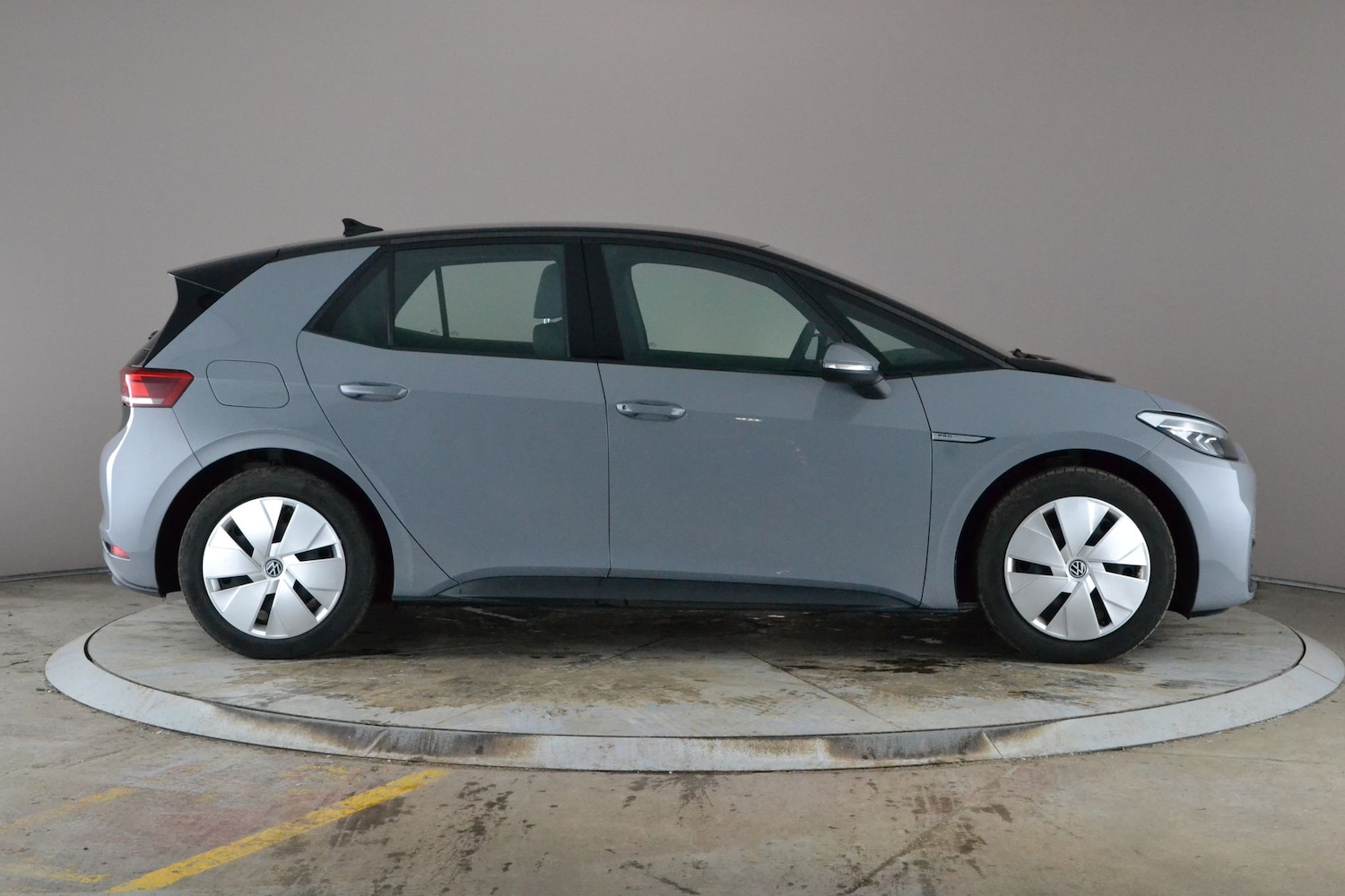 Used Volkswagen ID.3 2023 for sale - 77581849: Photo 8