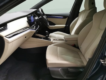 Used Skoda Octavia 2021 for sale - 76310647: Photo
