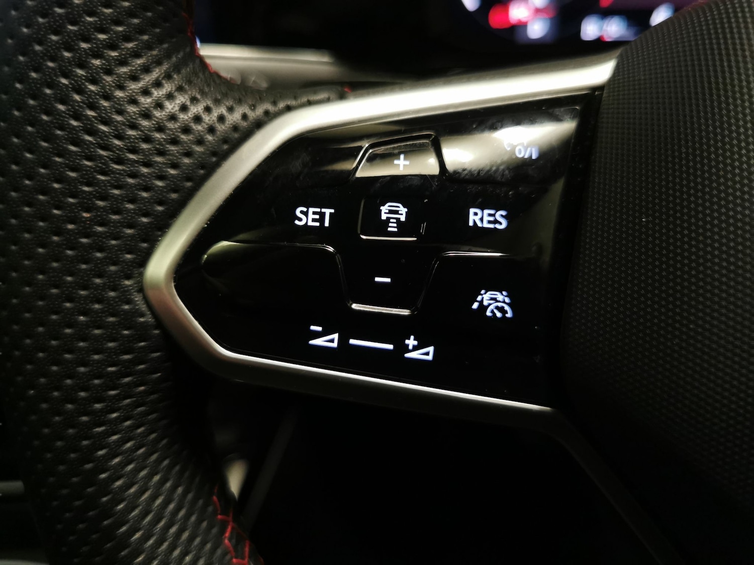 Used Volkswagen Golf 2024 for sale - 77581833: Photo 19