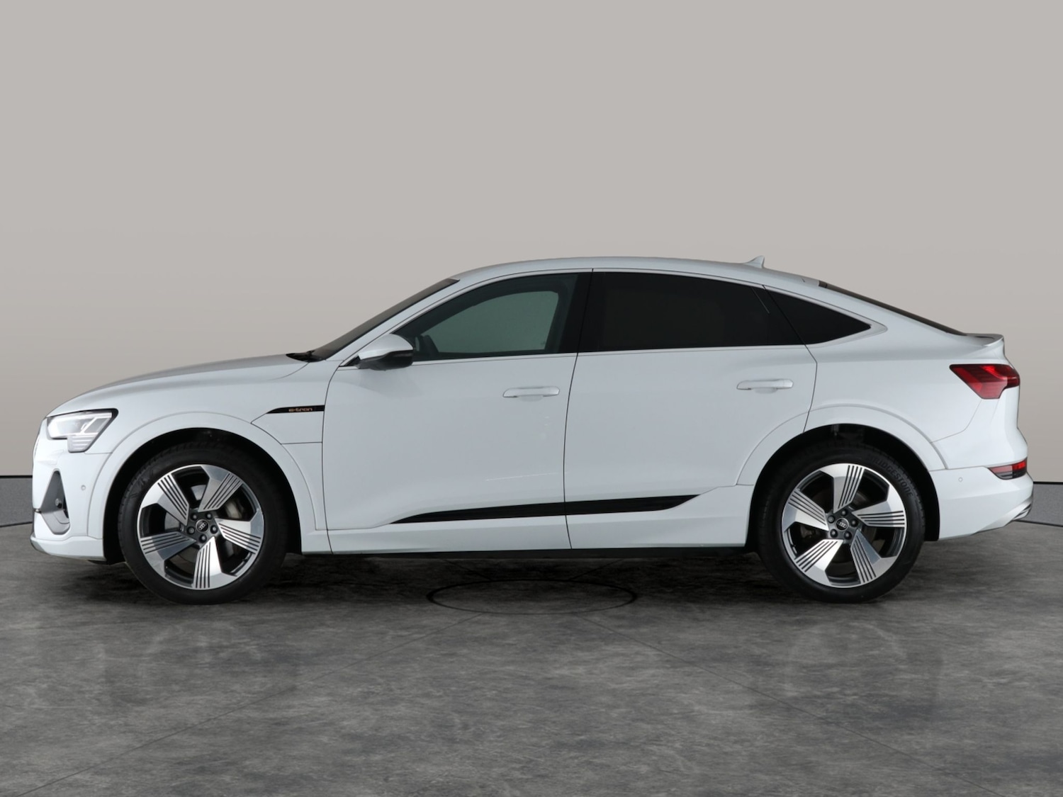 Used Audi e-tron 2022 for sale - 76197029: Photo 18