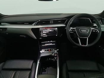 Used Audi e-tron 2022 for sale - 76197029: Photo 4