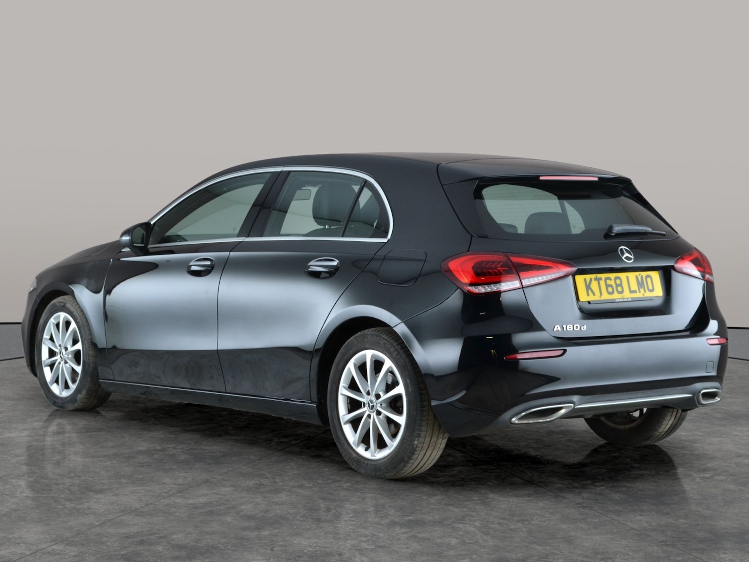 Used Mercedes-Benz A-Class 2018 for sale - 77271977: Photo 13