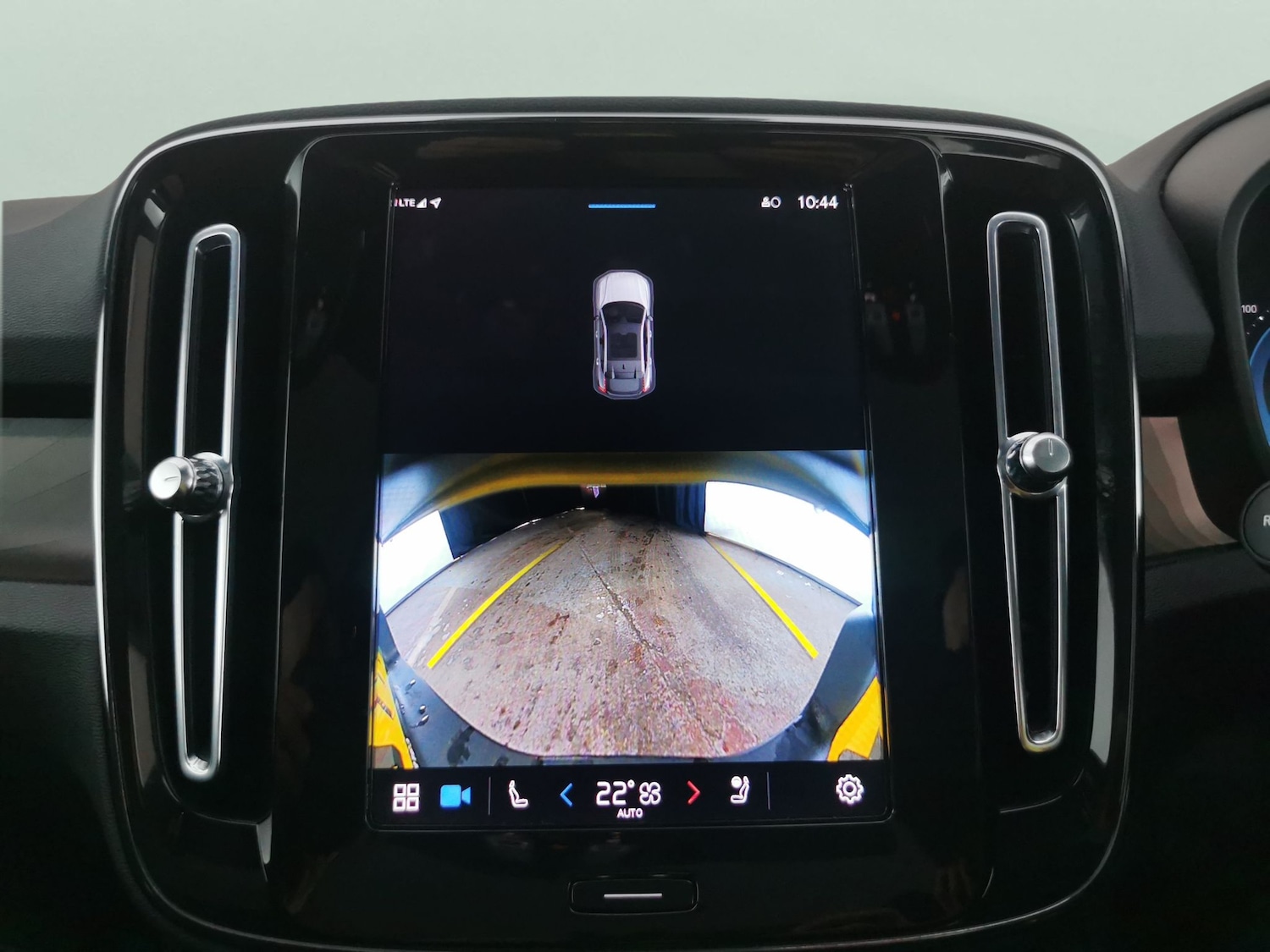 Used Volvo C40 2022 for sale - 77617485: Photo 8