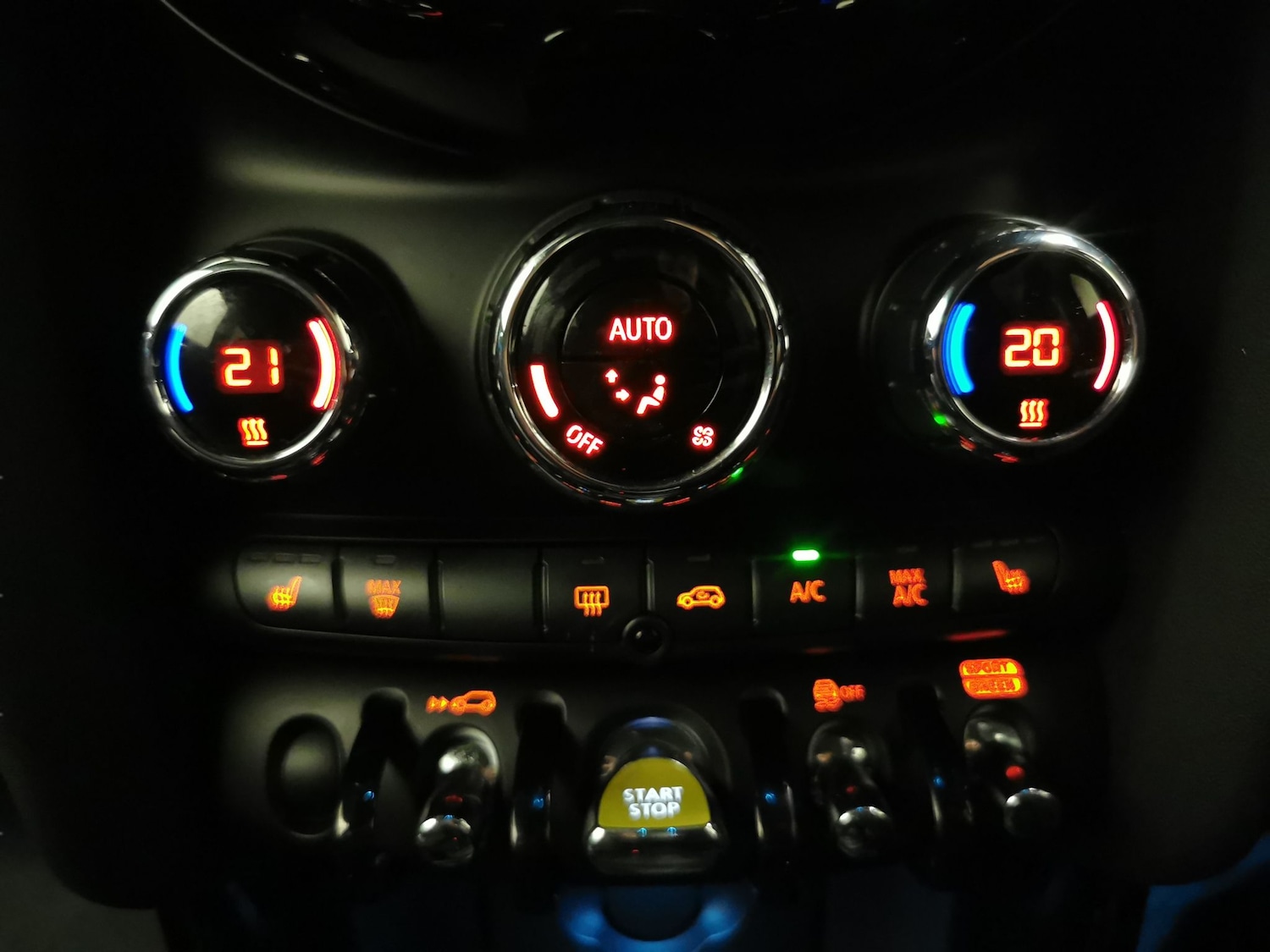 Used MINI Electric Hatch 2021 for sale - 76922175: Photo 17