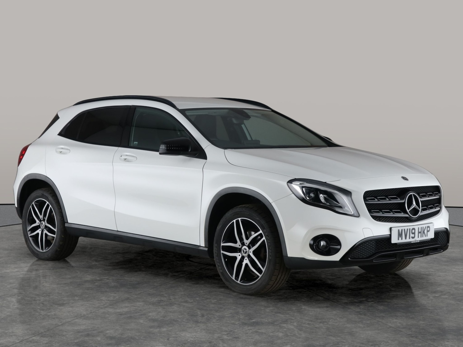 Used Mercedes-Benz GLA 2019 for sale - 76392135: Photo 9
