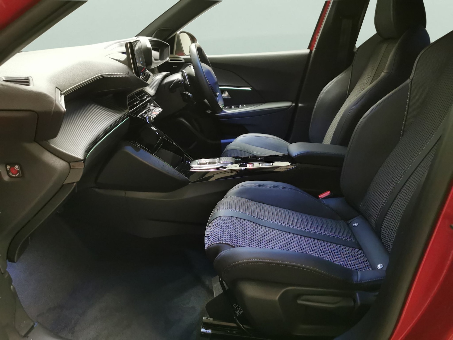 Used Peugeot 2008 2022 for sale - 77170895: Photo 4