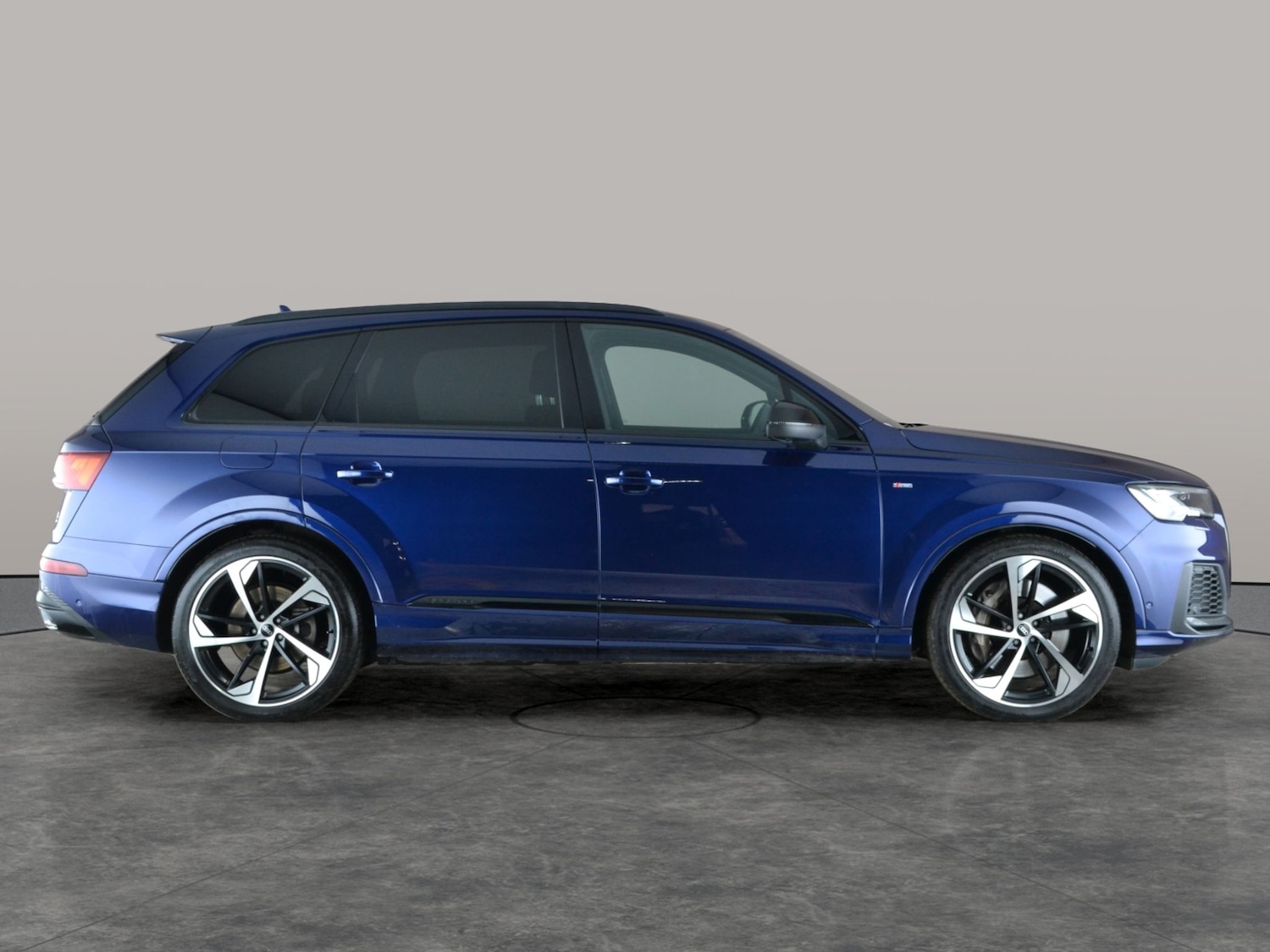 Used Audi Q7 2021 for sale - 77283469: Photo 9