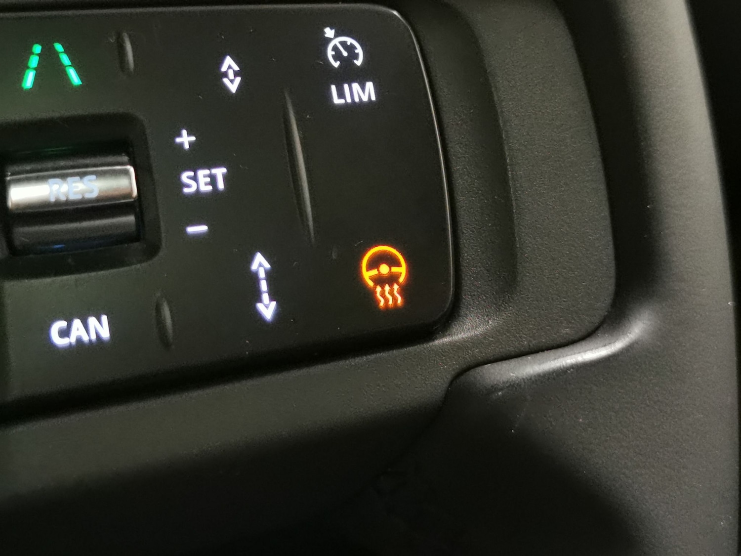 Used Land Rover Defender 2023 for sale - 76577999: Photo 20