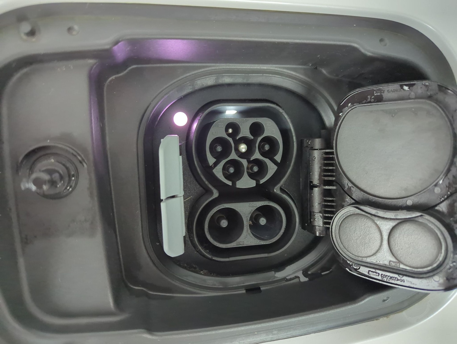 Used BMW i4 2022 for sale - 77340108: Photo 44