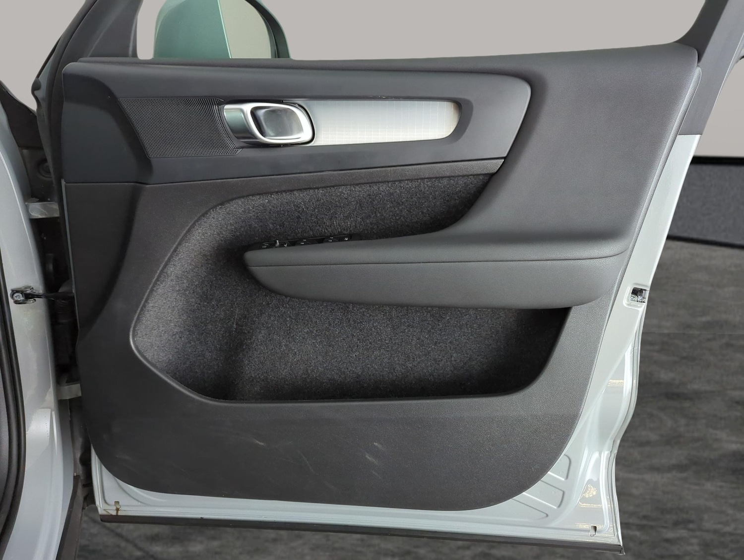 Used Volvo XC40 2024 for sale - 77946783: Photo 29