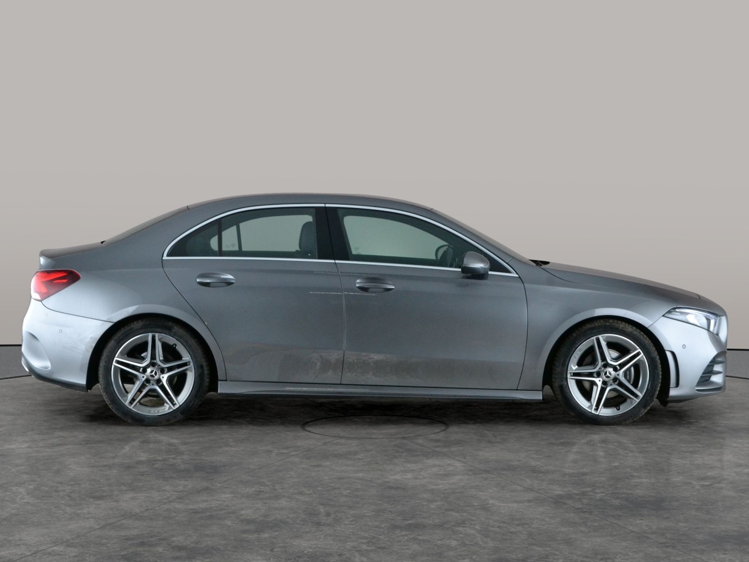 Used Mercedes-Benz A-Class 2020 for sale - 77802948: Photo 9