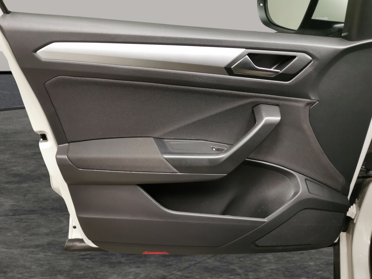 Used Volkswagen T-Roc 2023 for sale - 78109960: Photo 25