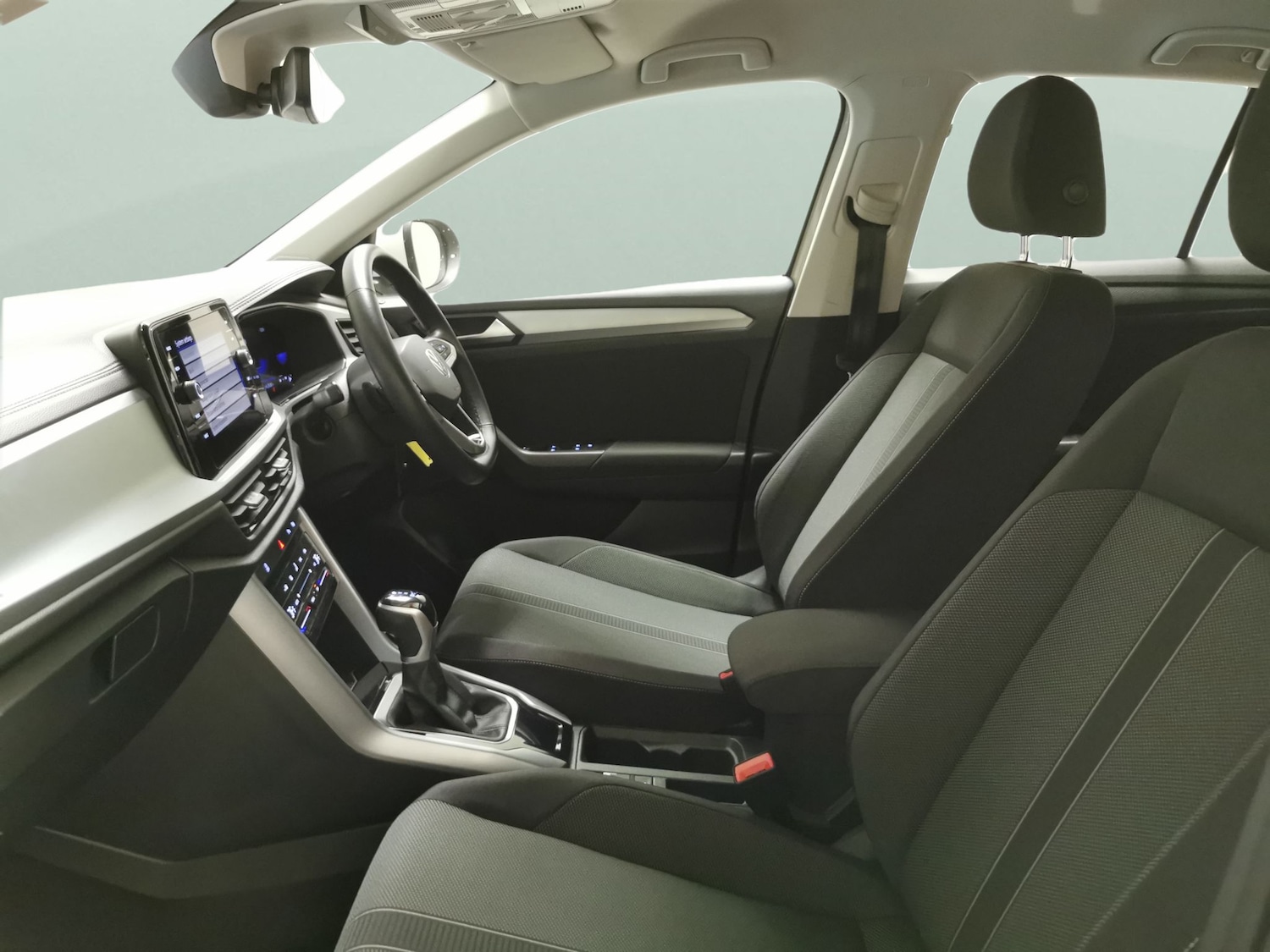 Used Volkswagen T-Roc 2023 for sale - 78109960: Photo 4