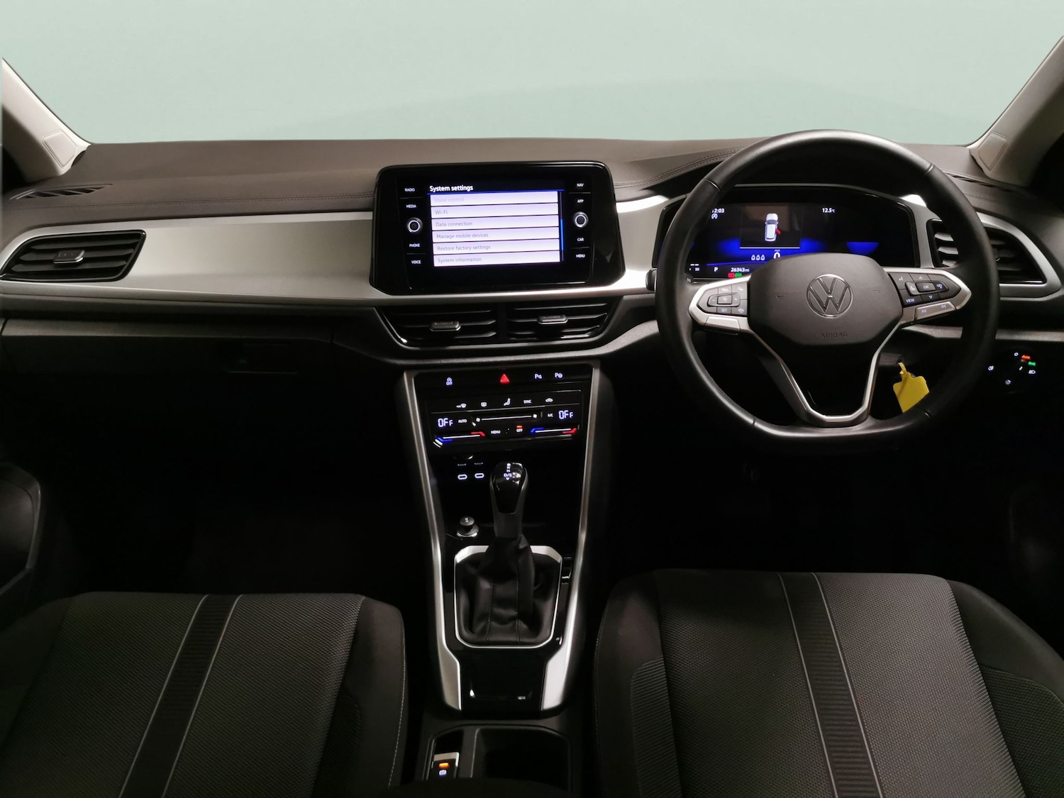 Used Volkswagen T-Roc 2023 for sale - 78109960: Photo 5