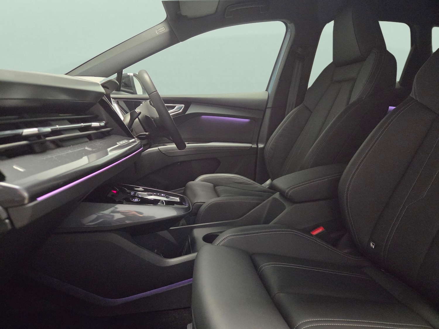 Used Audi Q4 e-tron 2024 for sale - 77856038: Photo 4