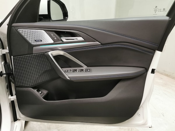 Used BMW iX1 2023 for sale - 76248939: Photo 37