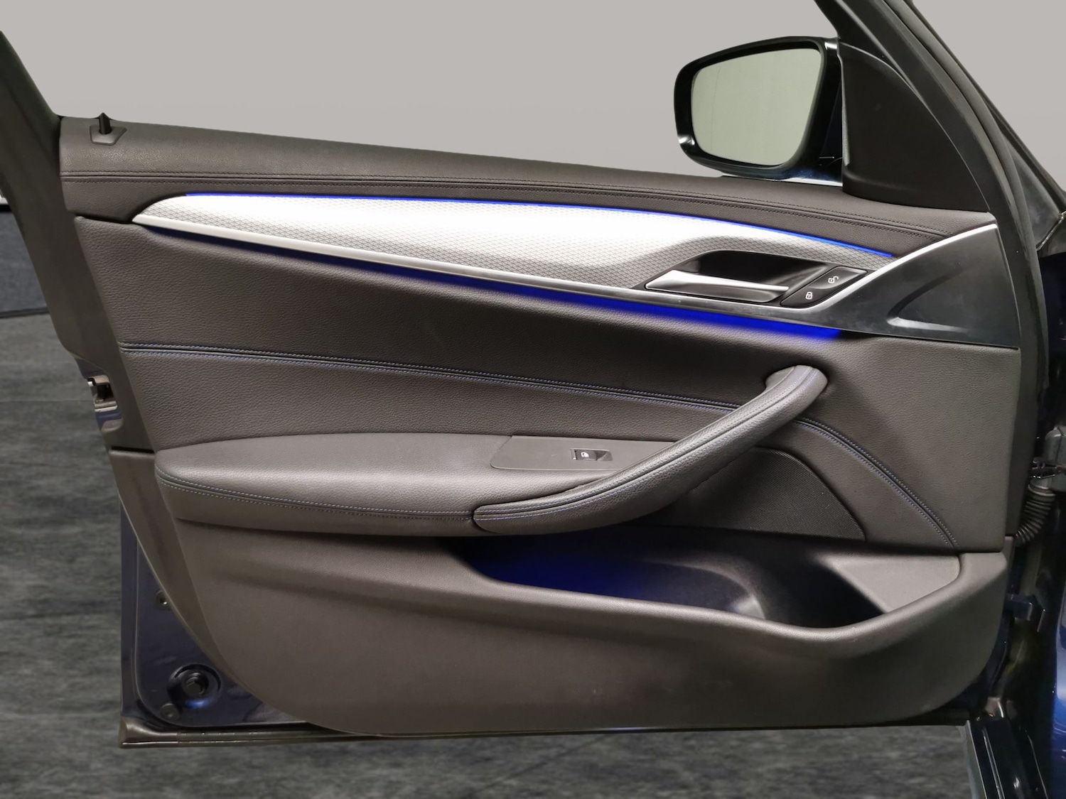 Used BMW 5 Series 2018 for sale - 77159725: Photo 34