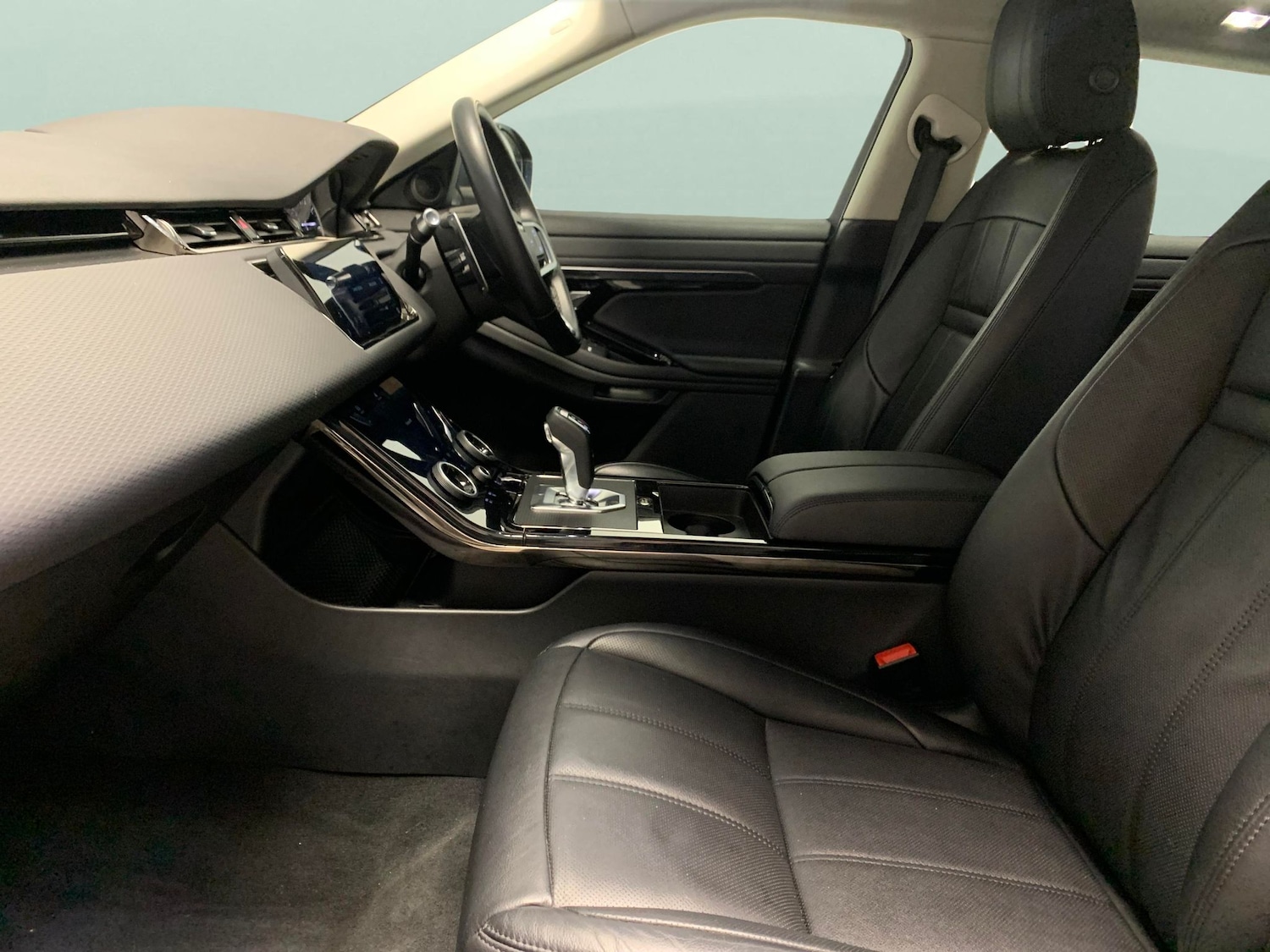 Used Land Rover Range Rover Evoque 2021 for sale - 77499914: Photo 4