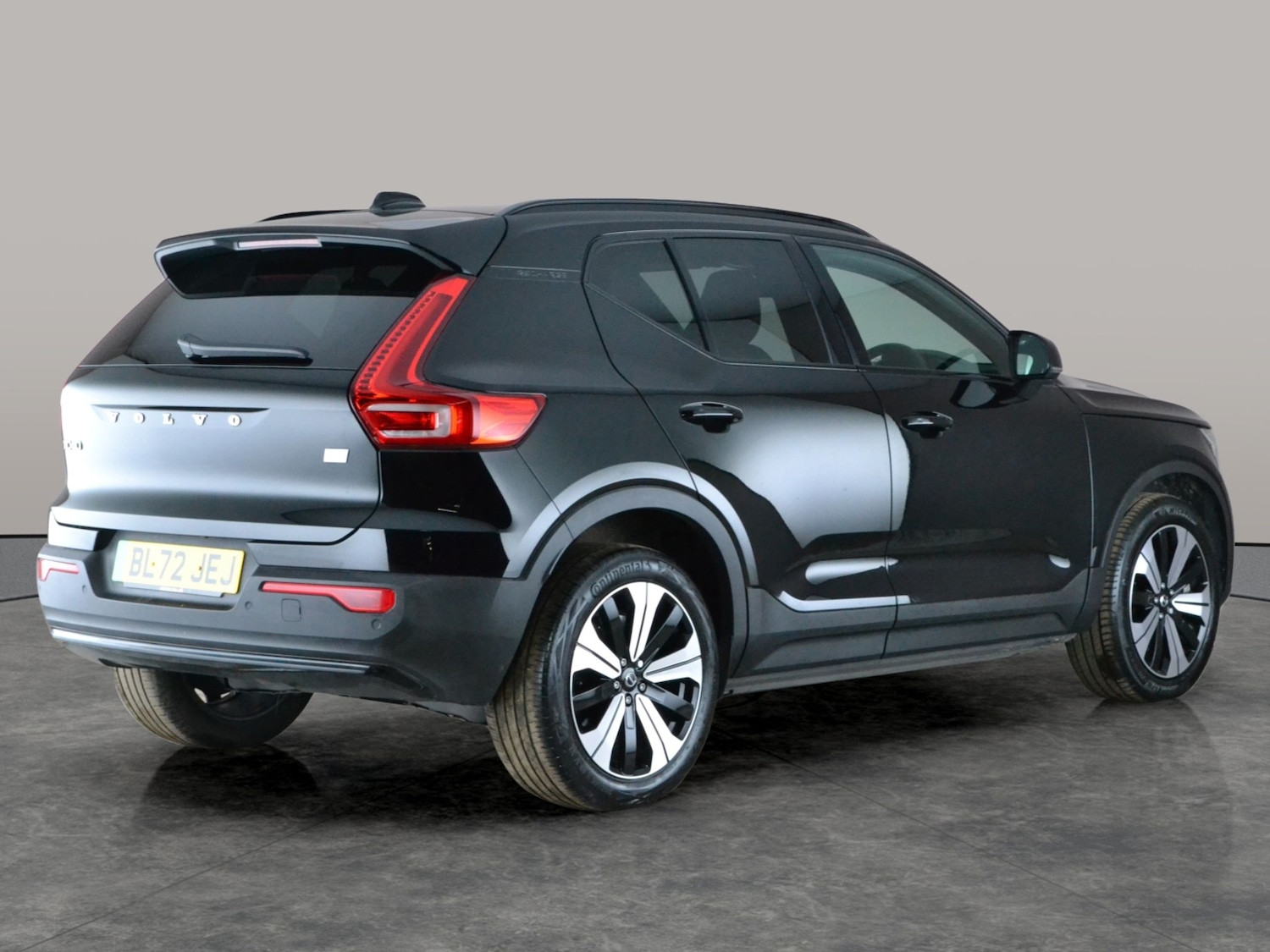 Used Volvo XC40 2023 for sale - 78107878: Photo 10