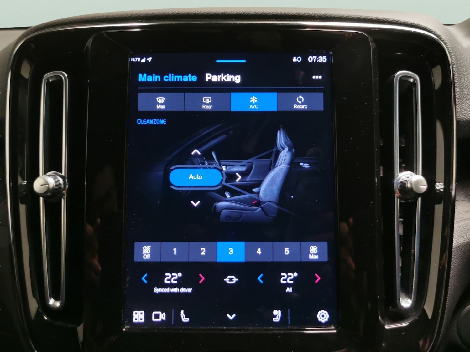 Used Volvo XC40 2023 for sale - 78107878: Photo 20