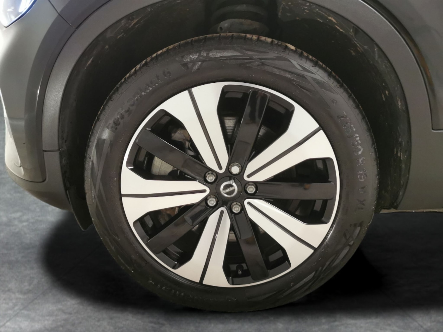 Used Volvo XC40 2023 for sale - 78107878: Photo 26