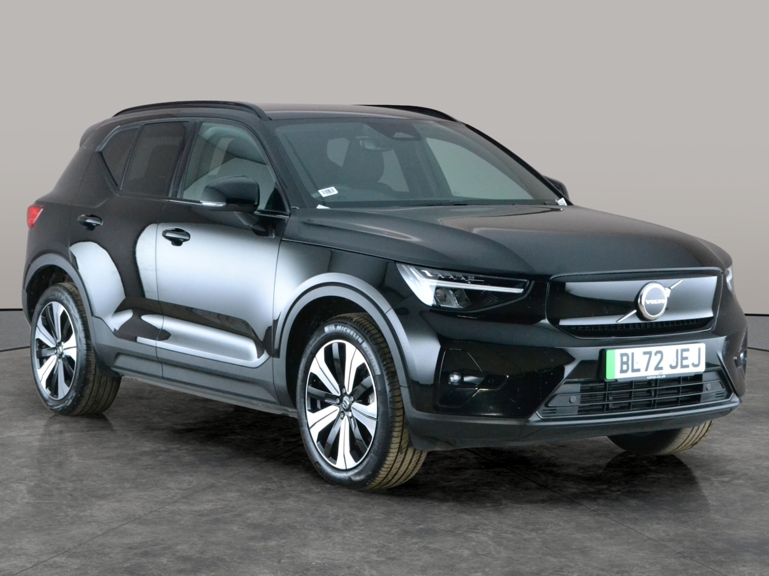Used Volvo XC40 2023 for sale - 78107878: Photo 8
