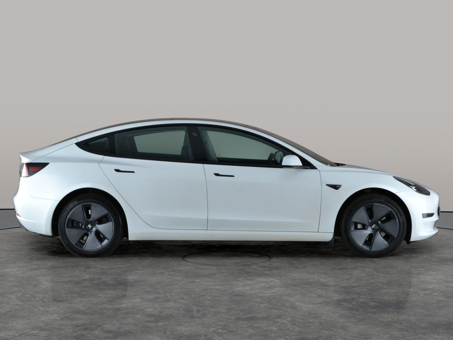 Used Tesla Model 3 2023 for sale - 76960459: Photo 9