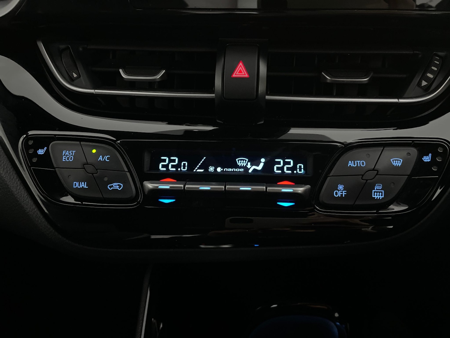 Used Toyota C-HR 2022 for sale - 77972235: Photo 17