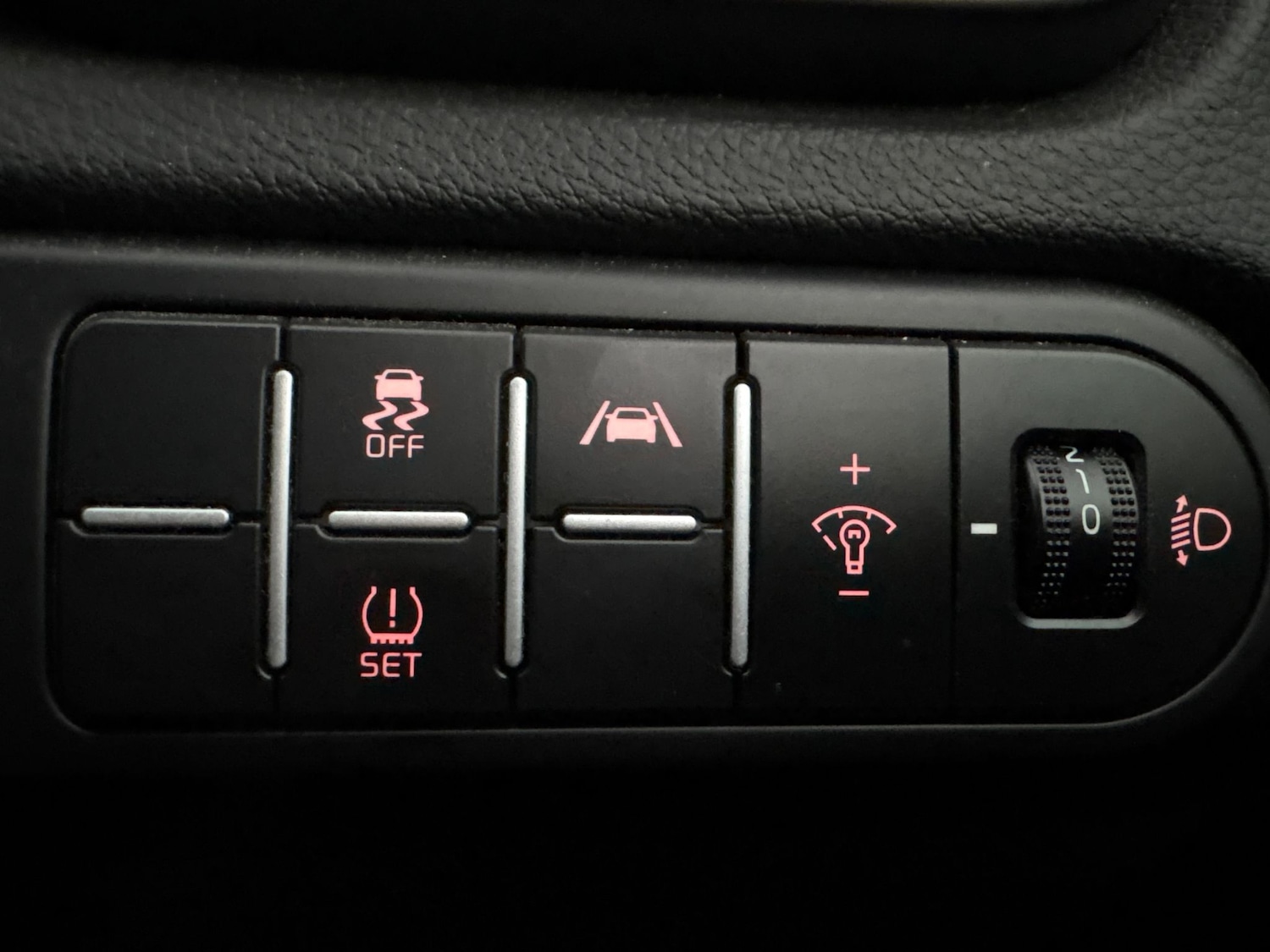 Used Kia Ceed 2024 for sale - 77579377: Photo 21