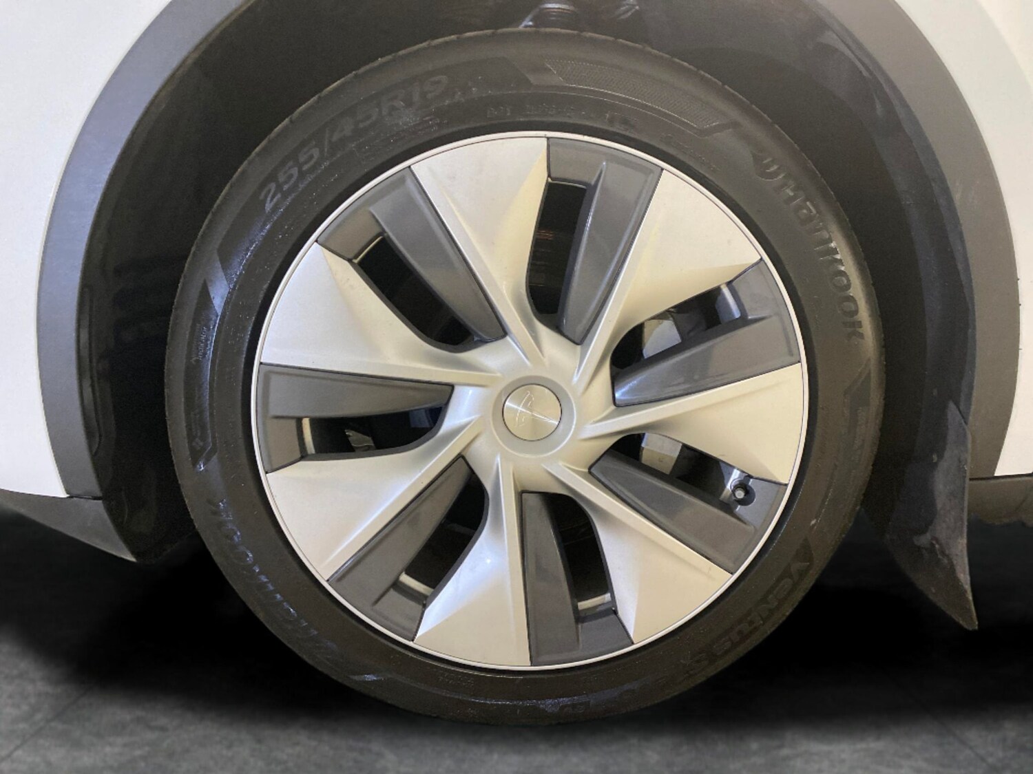 Used Tesla Model Y 2023 for sale - 78042516: Photo 24