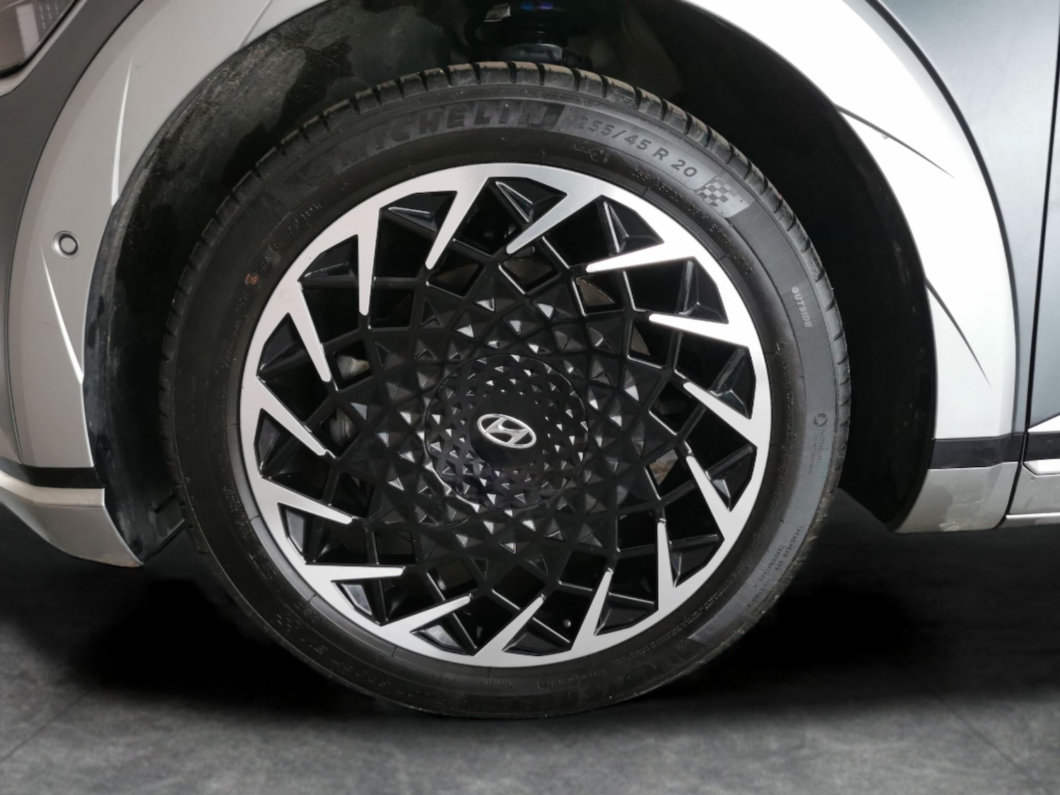 Used Hyundai IONIQ 5 2024 for sale - 77244865: Photo 33