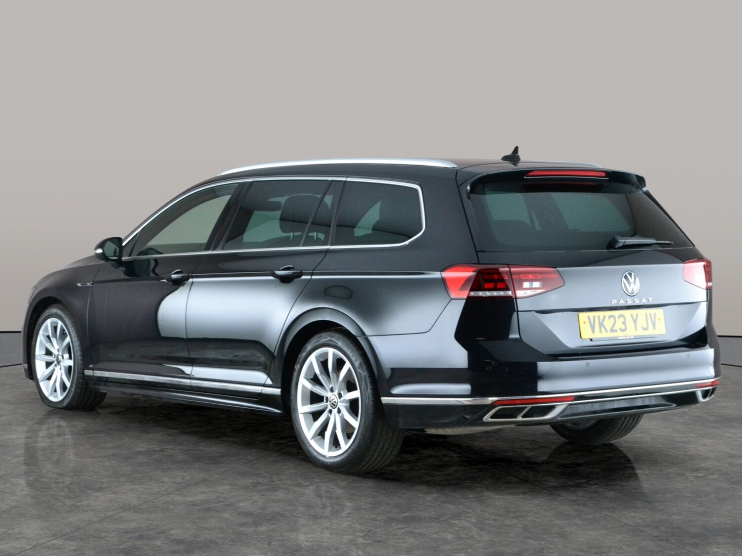 Used Volkswagen Passat 2023 for sale - 77810669: Photo 12