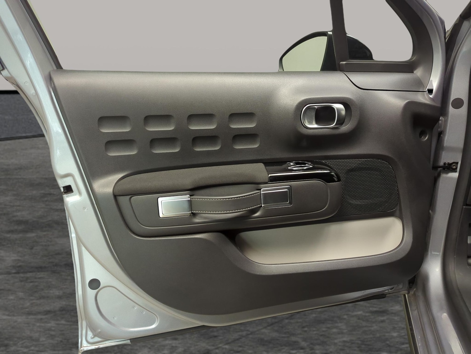 Used Citroen C3 2023 for sale - 78218488: Photo 25