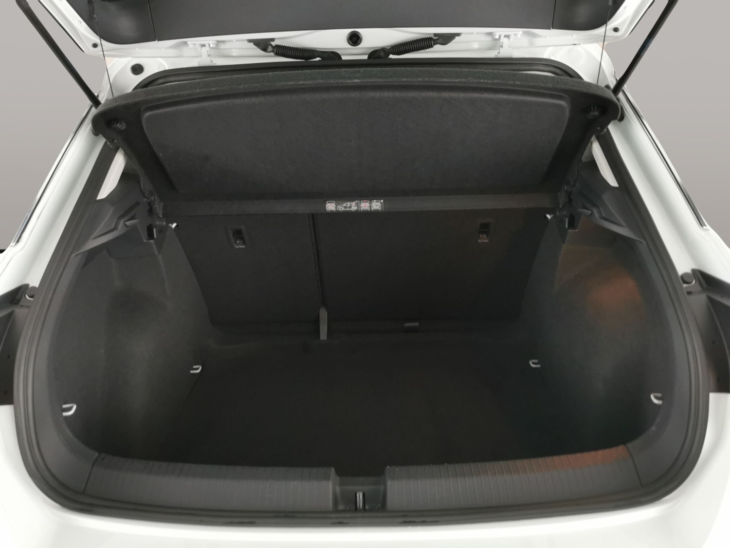 Used Volkswagen T-Roc 2021 for sale - 78094182: Photo 28