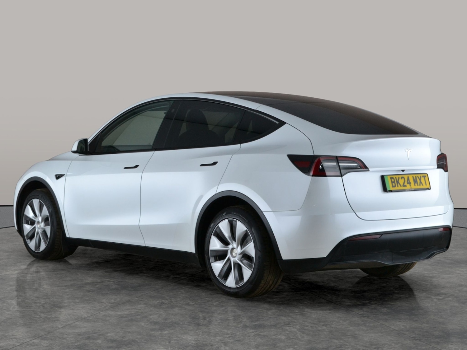 Used Tesla Model Y 2024 for sale - 78079259: Photo 14