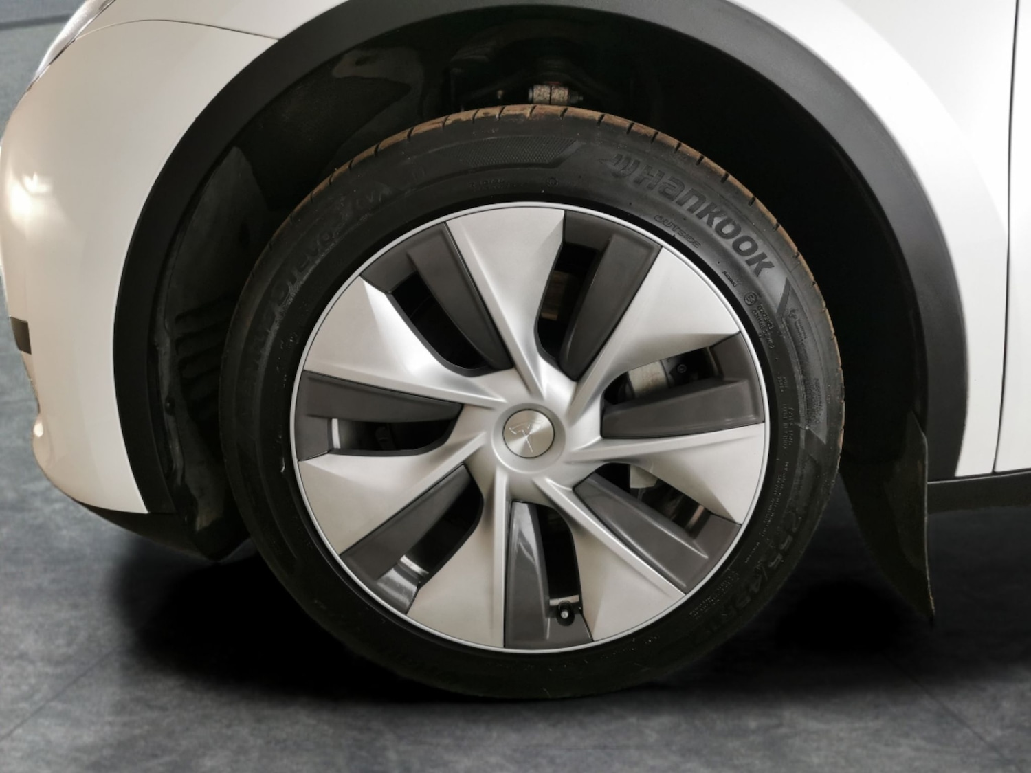 Used Tesla Model Y 2024 for sale - 78079259: Photo 28