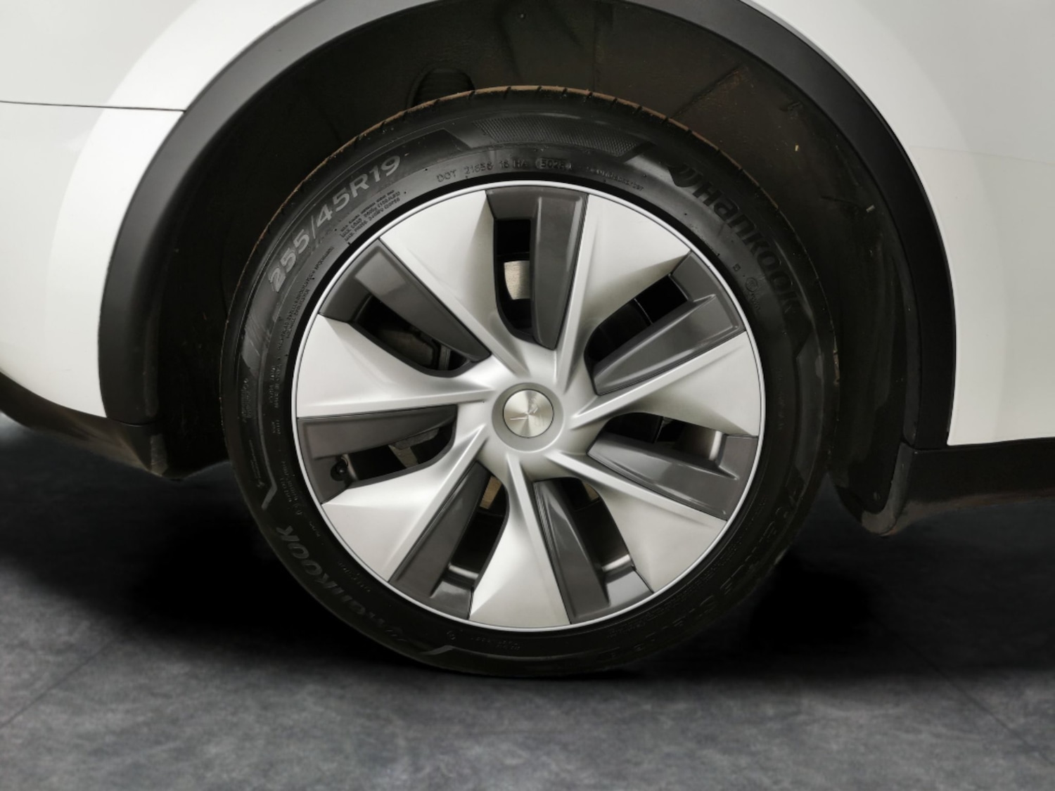 Used Tesla Model Y 2024 for sale - 78079259: Photo 30