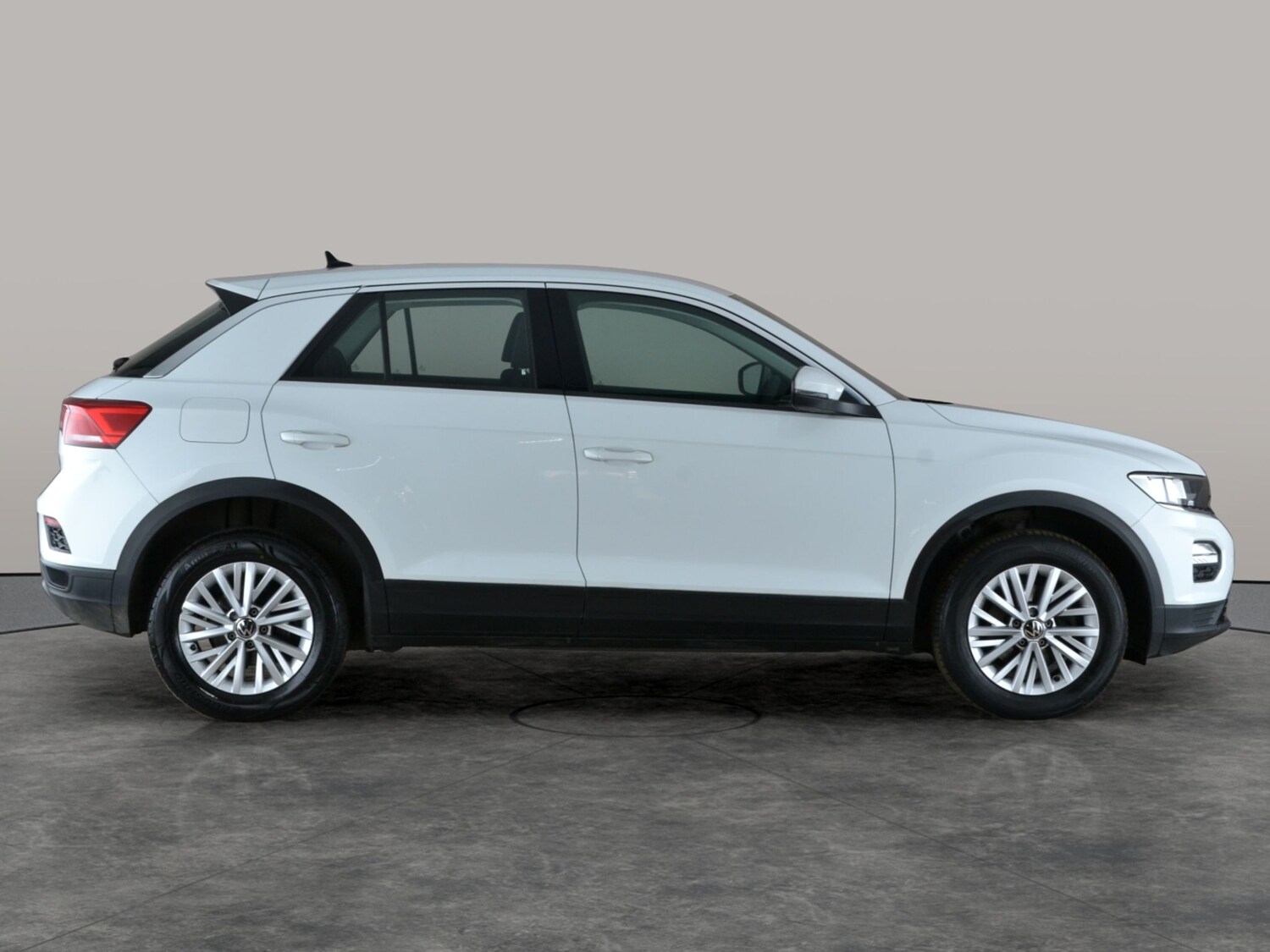 Used Volkswagen T-Roc 2021 for sale - 78149339: Photo 8