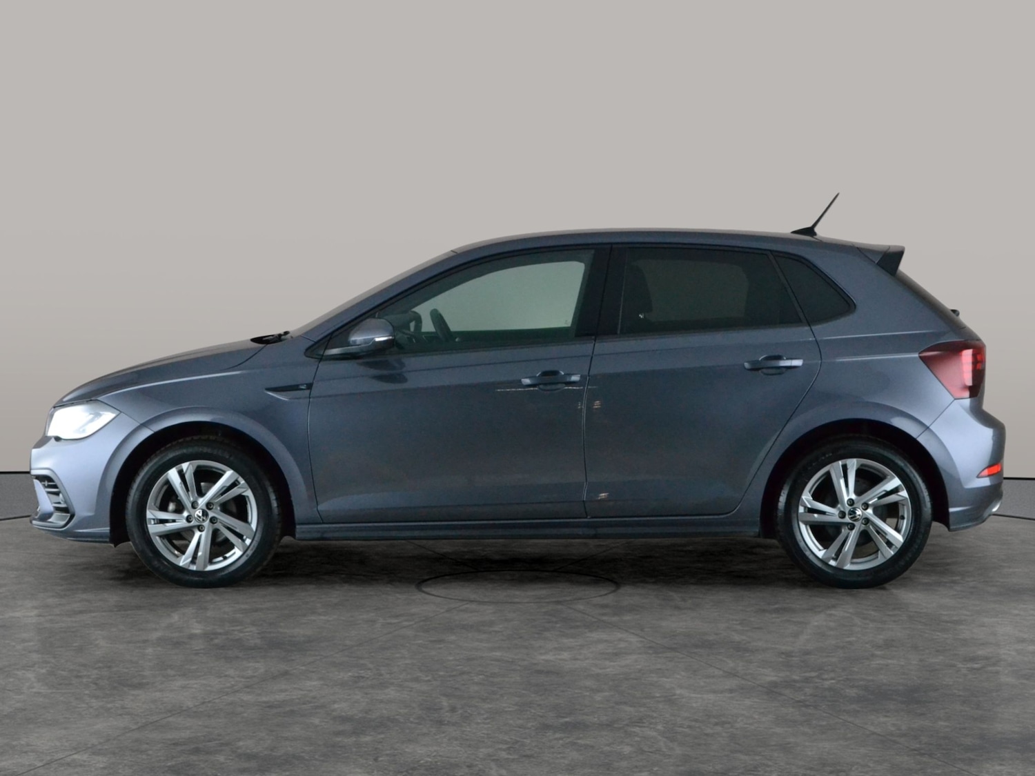 Used Volkswagen Polo 2023 for sale - 77894237: Photo 12