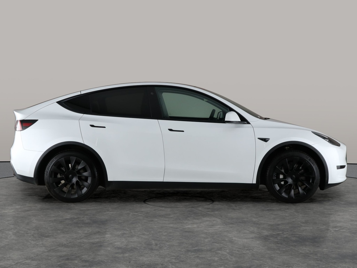 Used Tesla Model Y 2024 for sale - 76540352: Photo 10