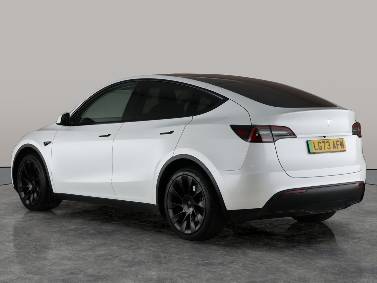 Used Tesla Model Y 2024 for sale - 76540352: Photo 13