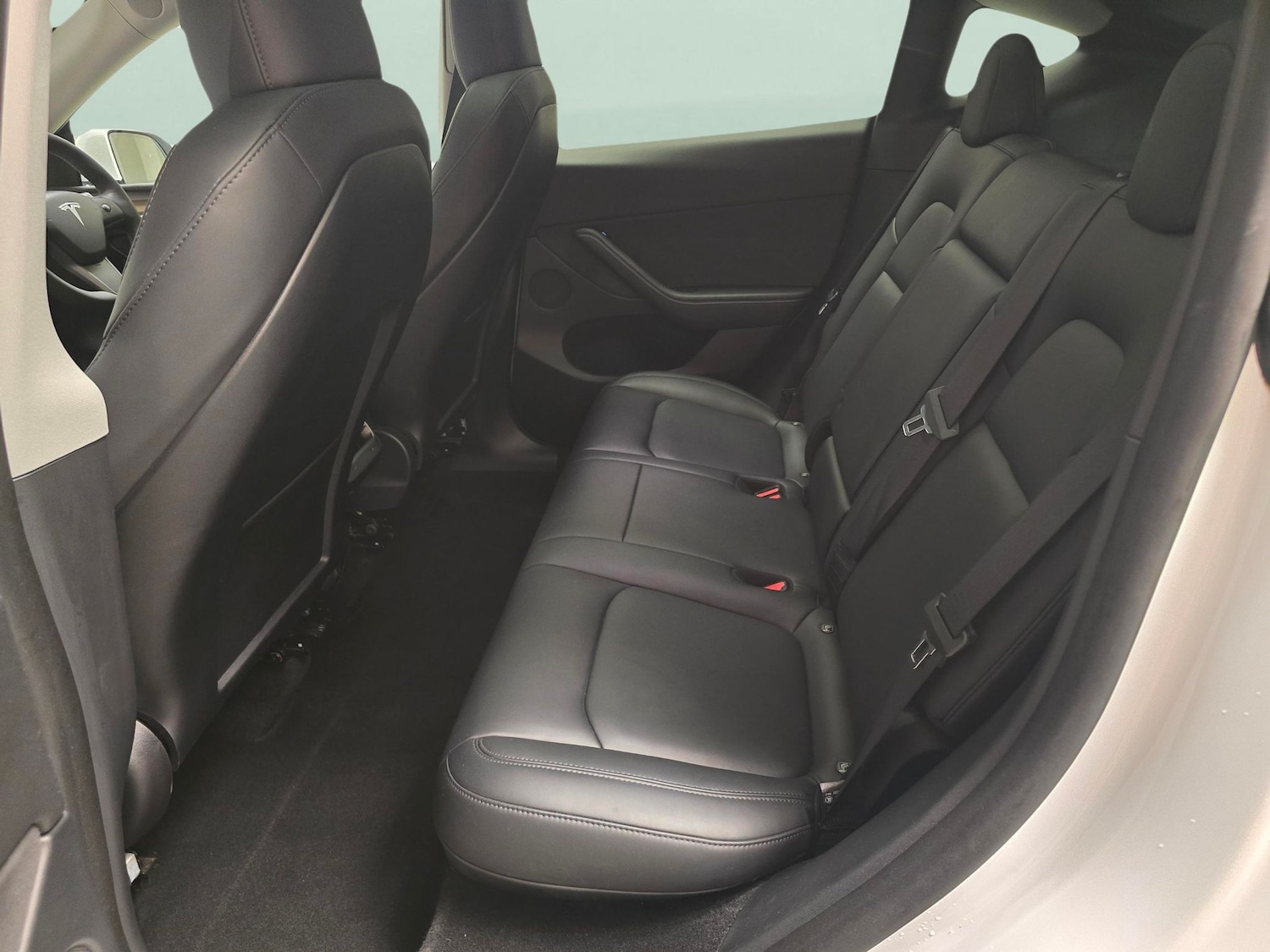 Used Tesla Model Y 2024 for sale - 76540352: Photo 25