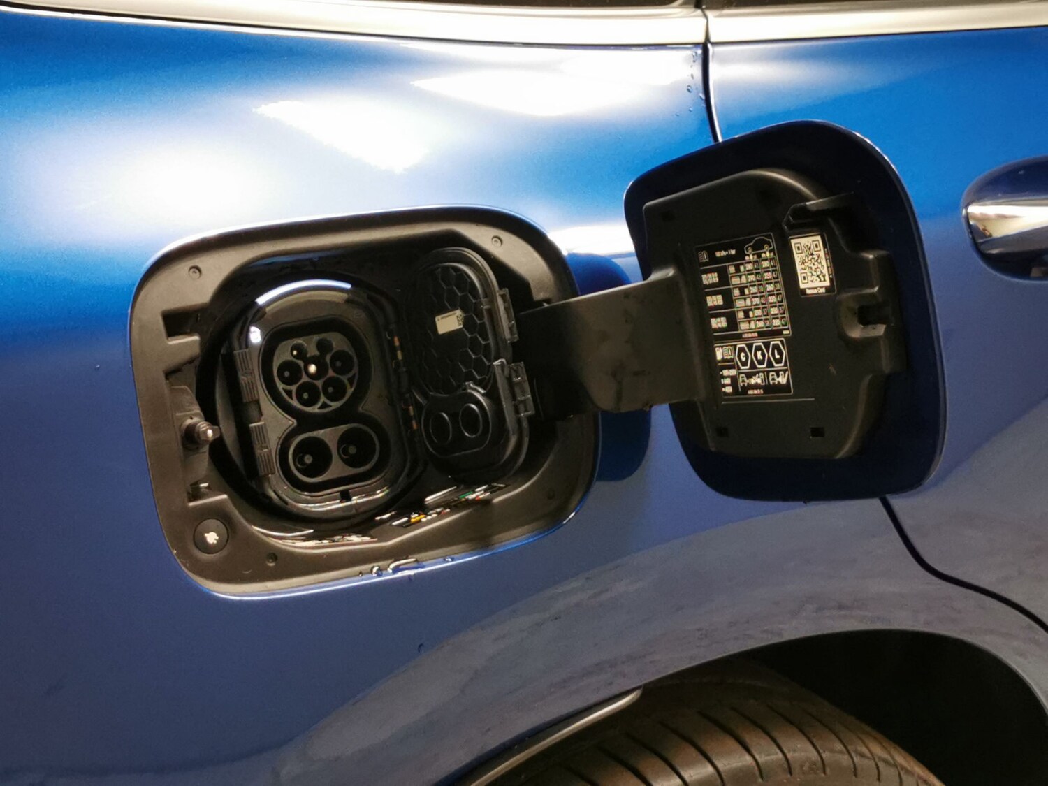 Used Mercedes-Benz EQC 2023 for sale - 77797923: Photo 31