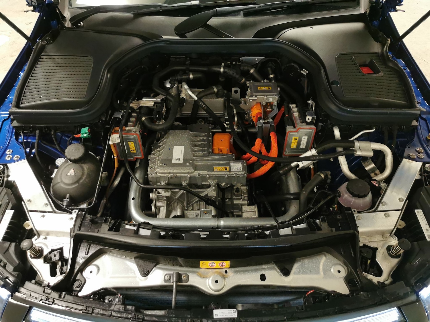 Used Mercedes-Benz EQC 2023 for sale - 77797923: Photo 33