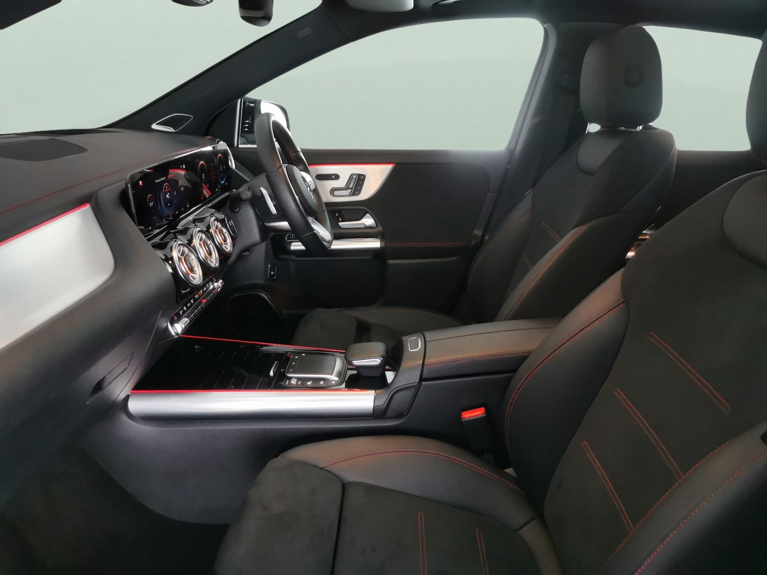 Used Mercedes-Benz EQA for sale - 76439547: Photo 5