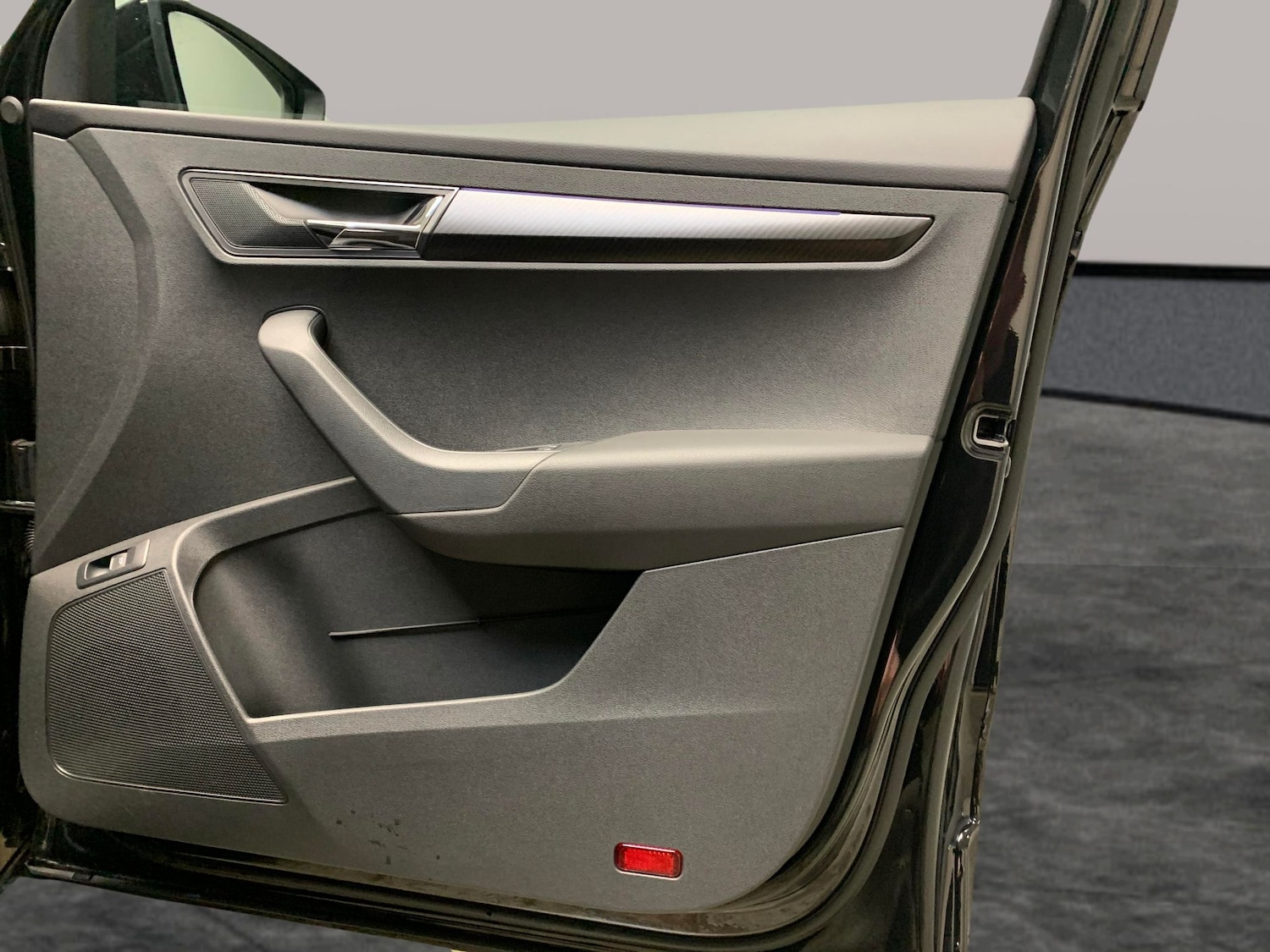 Used Skoda Karoq 2025 for sale - 77296514: Photo 28