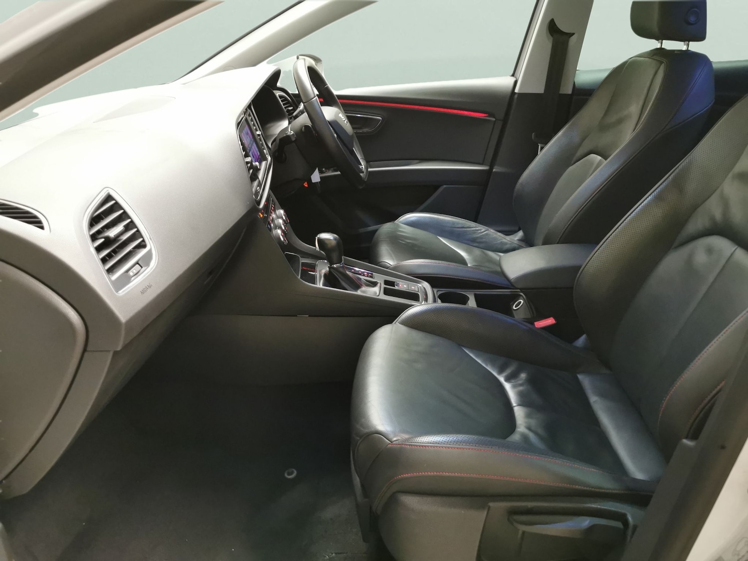 Used SEAT Leon 2019 for sale - 76663541: Photo 4