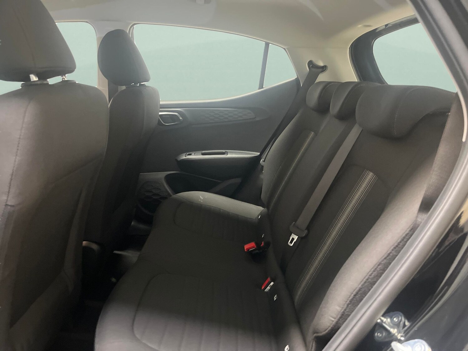 Used Hyundai i10 2023 for sale - 78187588: Photo 25